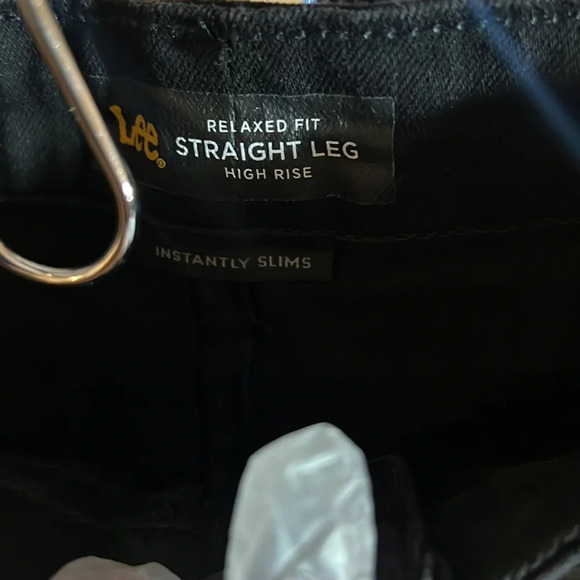 Lee Instantly Slim Classic Fit Black Denim High Rise. Size 10 Medium - Picture 4 of 6